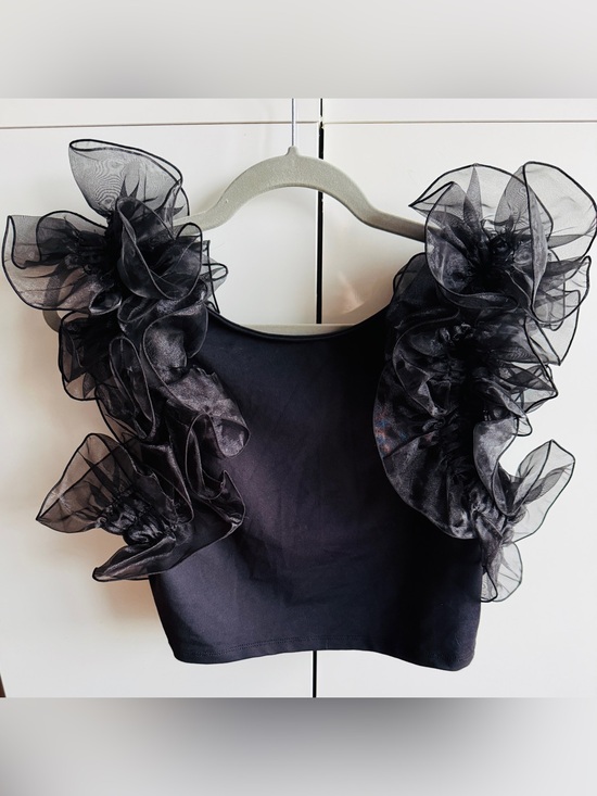 Free People Tops - Free People Black Ruffled Organza Shoulder House Party Crop Top Open Back